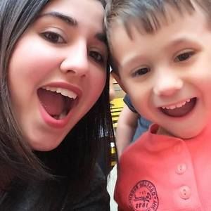 Meet your Posher, Alyssa